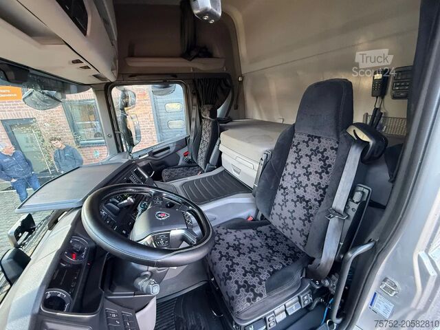 Padrão-SZM Scania P450 Retarder PTO Hydraulic LED Alcoa German Truck