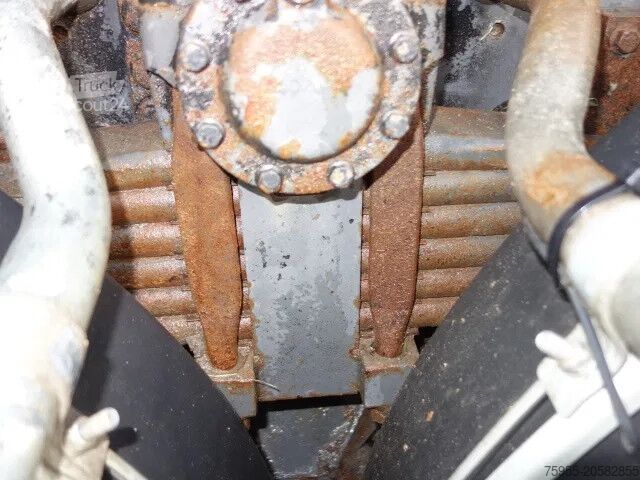 Āķa rokas sistēma DAF 85.410 CF 6X4 SLEEL SPRINGS MANUAL GEARBOX