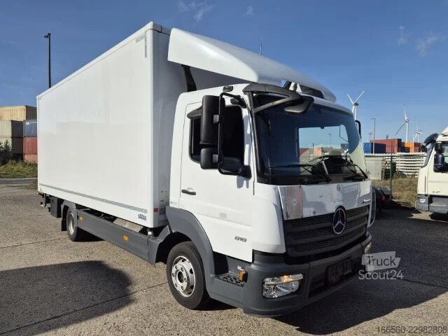  Mercedes-Benz Atego 818