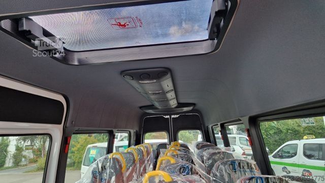Minibus MERCEDES-BENZ Sprinter Lord Light 22 Sitzer 3 x Lagerfahrzeug