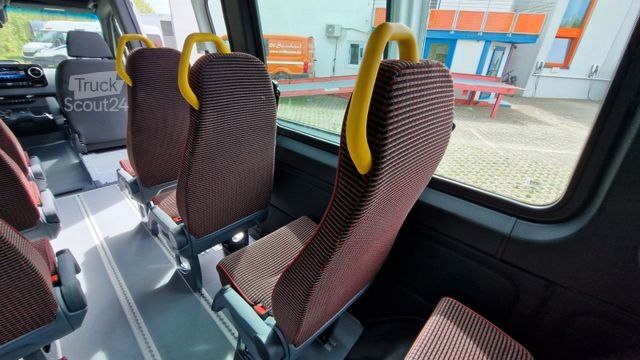 Miniautocarro MERCEDES-BENZ Sprinter Lord Light 22 Sitzer 3 x Lagerfahrzeug