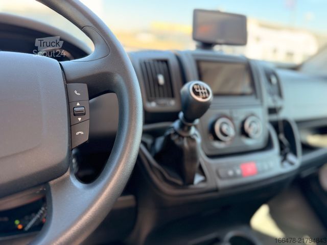 Obytné vozidlo CHAUSSON Van 594 S *stützen-Luftfederung*