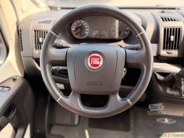 Teilintegriertes Wohnmobil HYMER/ERIBA Tramp T 678 Premium 50 *Einzelbetten-Automatik*