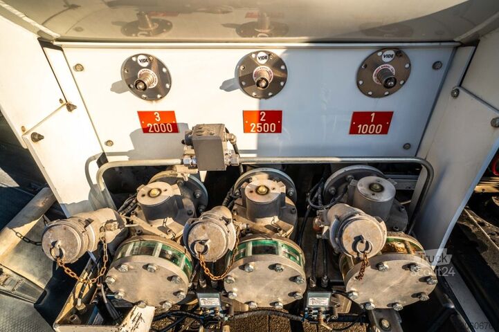 Tankwagen IVECO EURO CARGO 100-220 +CM 5500L + 3 COMP.