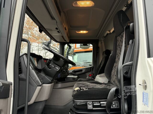 LKW mit Kofferaufbau Scania P280 4X2