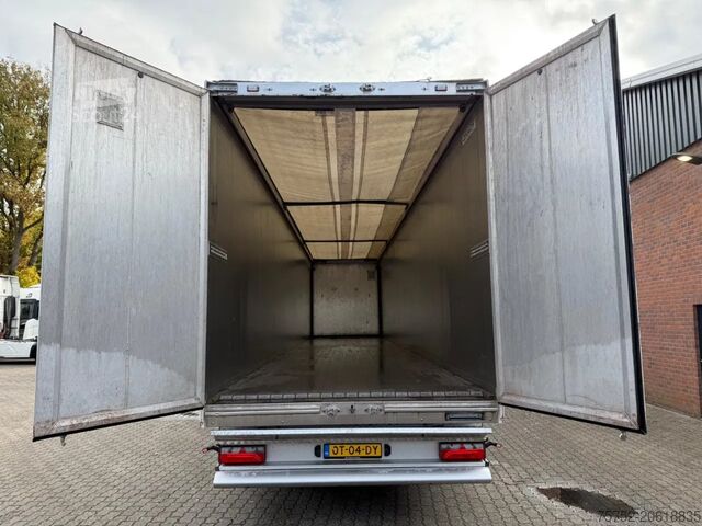 Rörligt golv Kraker 2X K-Force 92m3 Alcoa SAF Tyrepilot Liftas 8MM ...