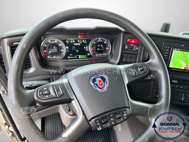 Nákladní vůz na nebezpečné materiály SCANIA R450A4X2NA PTO ADR FL