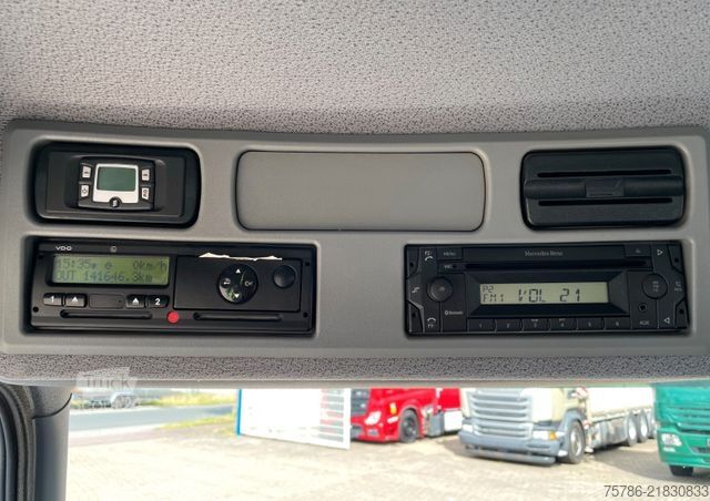 Autocarro ribaltabile MERCEDES-BENZ Atego 924 BB/ Meiller/ 6-Zyl./ 2x AHK+Öl./ AC