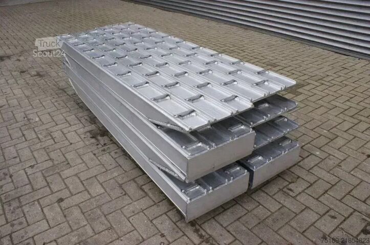 Polu niski utovarivač Diversen Allu Ramps / Allu auffahrrampen - 23.8 Ton Capa...