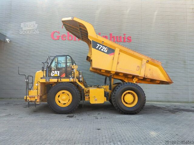 Sklápěč Caterpillar 772G