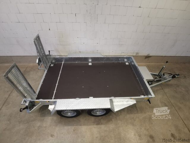 Транспортеры для техники и прицепы для экскаваторов Variant 2716 B3 Maschinentransporter