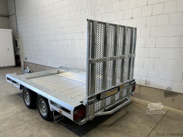 ناقلات الماكينات ومقطورات الحفارات Hulco Terrax-2 3000.294x150 Maschinentransporter