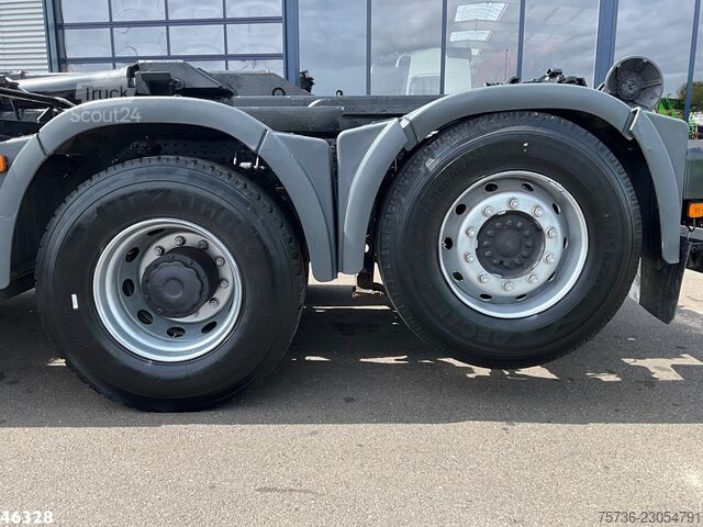  MAN TGA 28.350 6x4 Hiab 12 Tonmeter laadkraan
