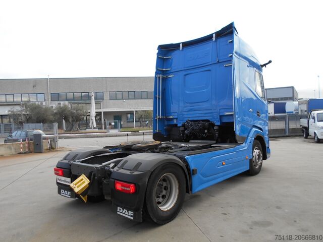 Standard lastbiltrækker DAF XG 480