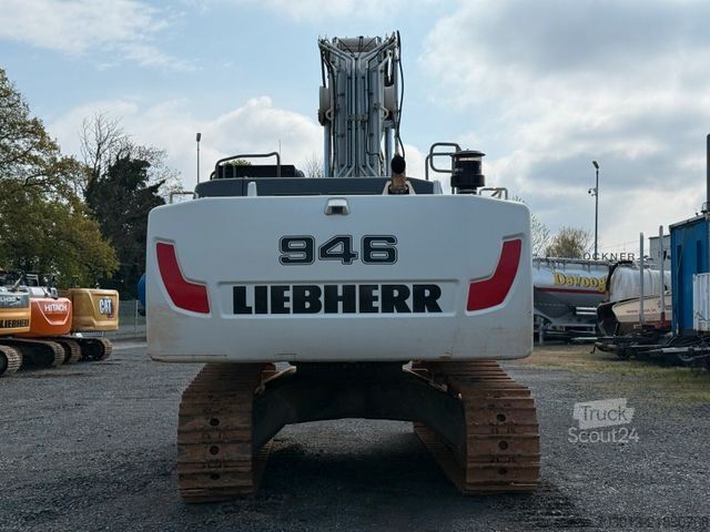 حفارة مجنزرة LIEBHERR R946 NLC Kettenbagger 45 Tonnen *4.760 H