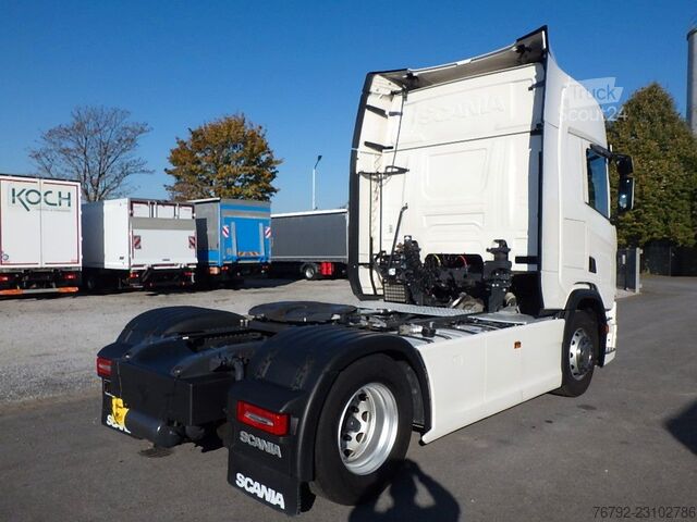Vakio vetoauto SCANIA R 560 A Super/Highline/Ret/Hydr./2xTank/Standkli