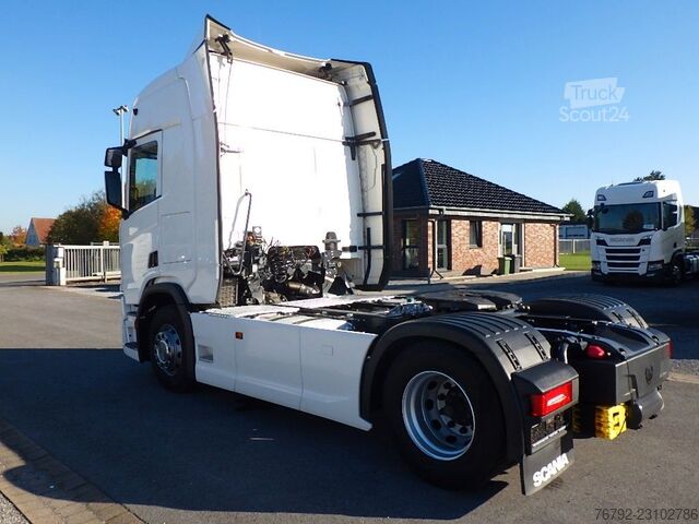 Vakio vetoauto SCANIA R 560 A Super/Highline/Ret/Hydr./2xTank/Standkli