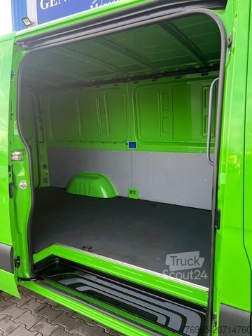 Skåpbil MERCEDES-BENZ Sprinter 316 LANG 7G-TRONIC TOTWINKEL 360°KAMERA