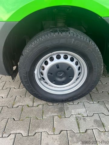 Skåpbil MERCEDES-BENZ Sprinter 316 LANG 7G-TRONIC TOTWINKEL 360°KAMERA