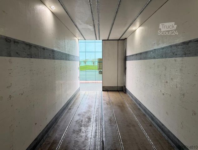 Koelwagen VOLVO FH 13.460 I-PARK COOL THEMO KING UT-800 VAN BEUR