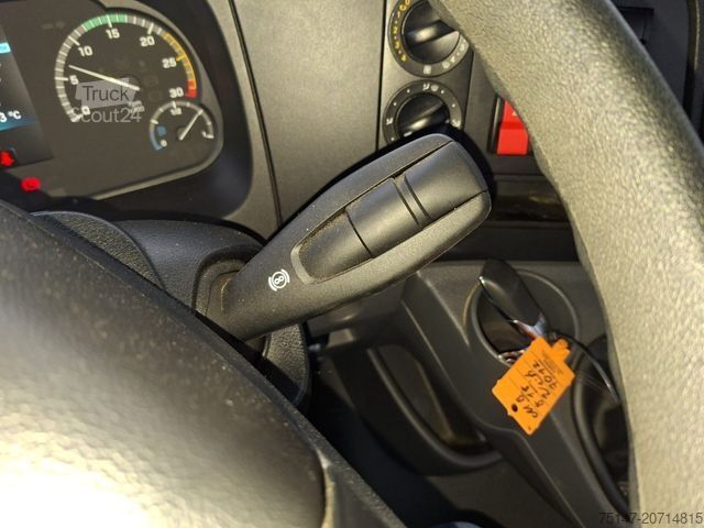 Driezijdige kipper bestelwagen MERCEDES-BENZ 818 K Atego Meiller AHK Klima Euro6E