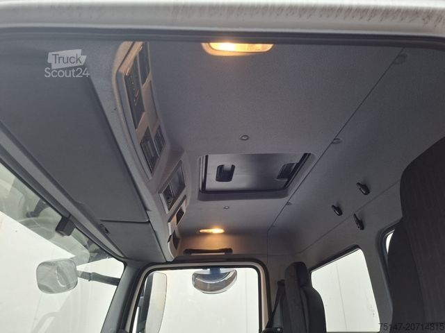 Driezijdige kipper bestelwagen MERCEDES-BENZ 818 K Atego Meiller AHK Klima Euro6E