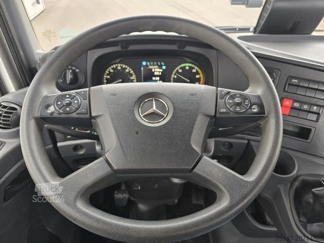 Driezijdige kipper bestelwagen MERCEDES-BENZ 818 K Atego Meiller 2xAHK Klima Euro6E