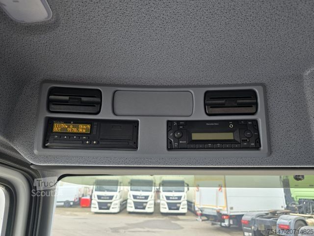 Driezijdige kipper bestelwagen MERCEDES-BENZ 818 K Atego Meiller 2xAHK Klima Euro6E