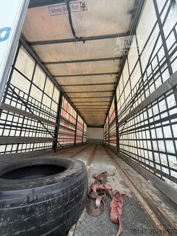 Auflieger mit Pritsche & Plane SCHMITZ CARGOBULL 3-Achs Auflieger Schiebeplane Edscha Joloda