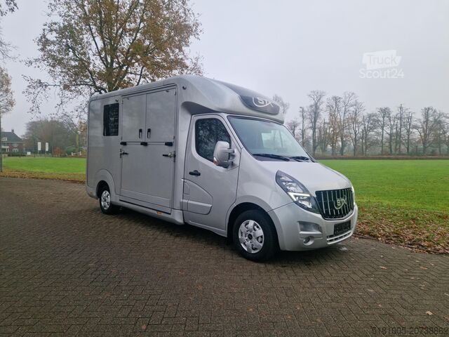 Transport av hester Opel Movano Occasion paardenwagen STX hengsten uitvo...