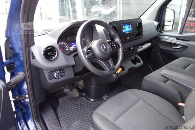 Slēgtais furgons mercedes-benz Sprinter 319 CDI V6 L2H2 STDHZG/AHK/KAM/SITZHZG
