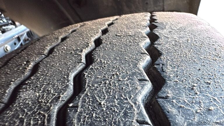 Standard-SZM Renault Premium 420 (BOITE MANUELLE / MANUAL GEARBOX)