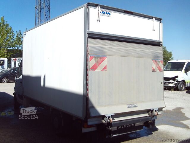 Fourgon tôlé Renault master koffer zonder motor... box