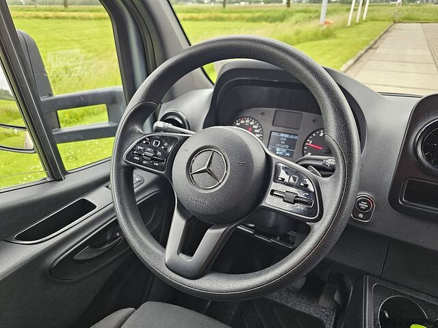 Mala MERCEDES-BENZ SPRINTER 317 Bakwagen Deuren XXL!