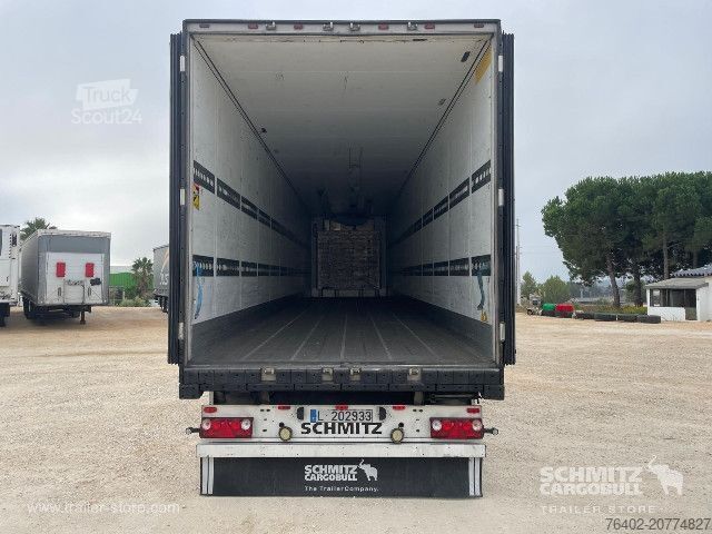 Hűtő félpótkocsi Schmitz Cargobull Semitrailer Reefer Standard