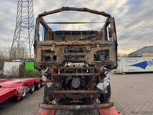 Standardni vlačilec MAN TGX 18.510 Brandschaden