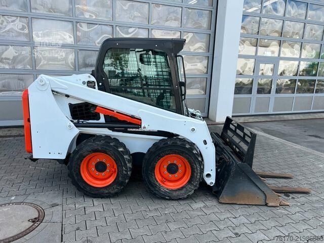 Nivelačný stroj Bobcat S450 / nur 131h !! / Gabel / Schaufel