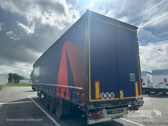 Otevřený návěs s plachtou Schmitz Cargobull Curtainsider Mega