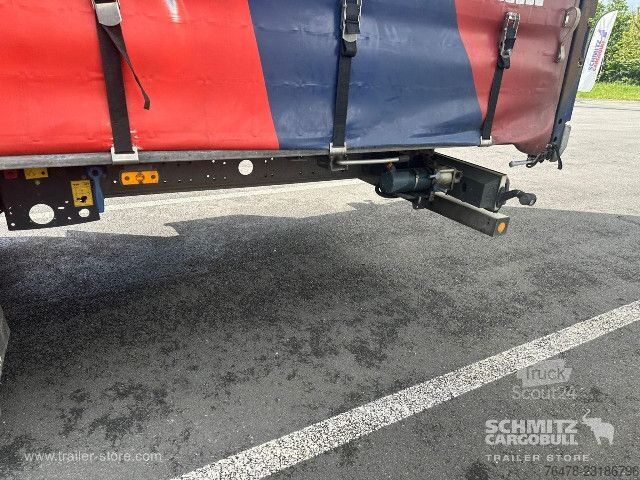 Otevřený návěs s plachtou Schmitz Cargobull Curtainsider Mega