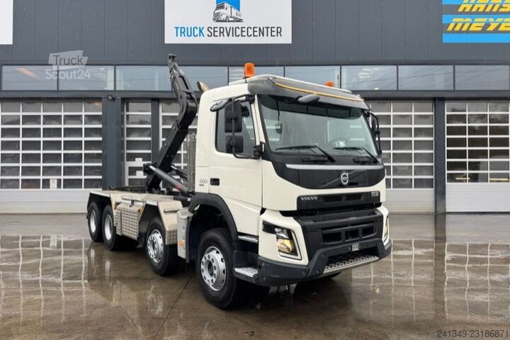 شاحنة قلّابة بذراع تحميل متحرك VOLVO FMX-500 8x4 Abrollkipper