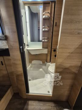 Półzintegrowany kamper Knaus L!VE WAVE 650 MEG Black Selection *TraumMobil*Autark e*