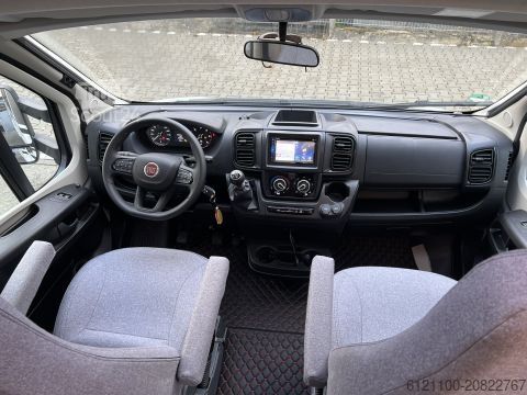 Autorulotă semi-integrată Sunlight T 58 Adventure Edition Solar - Markise - TV-Paket