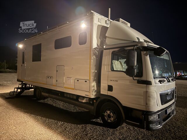 Camper truck MAN TGL 8180