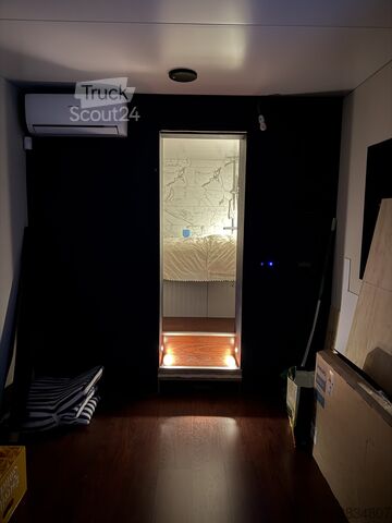 Camper truck MAN TGL 8180