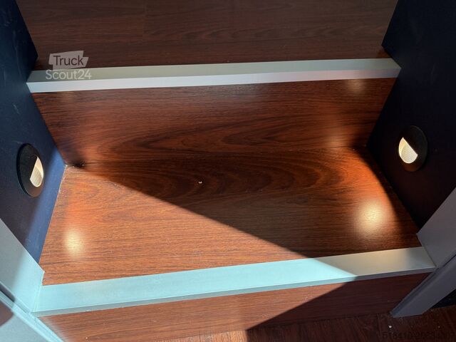 Camper truck MAN TGL 8180