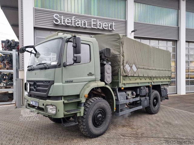 Vrachtauto met open laadbak MERCEDES-BENZ Axor 1829 A 4x4 Pritsche/Plane 10 Stück