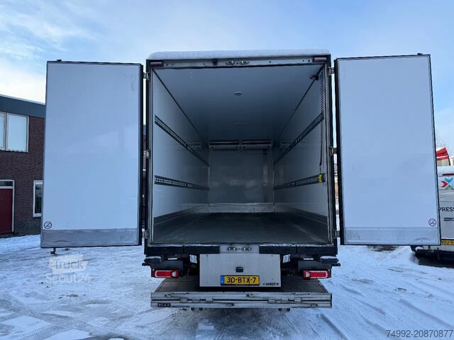 Hűtött/fagyasztott szállítás Mercedes-Benz Actros 2136 2023 only 271.000 km like new !!!