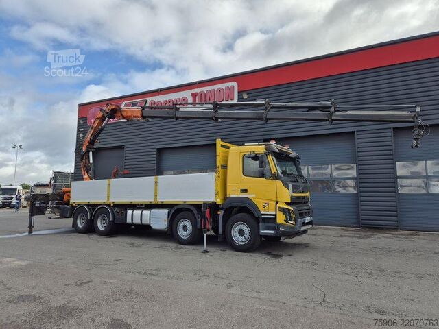 Platós teherautó Volvo FMX