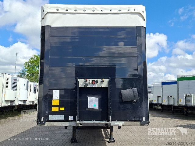 Avoin puoliperävaunu pressulla Schmitz Cargobull Curtainsider Standard Getränke
