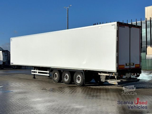 Рефрижераторний напівпричіп Lamberet LAMBERET SR2L FRIGO CARRIER MULTI TEMP TAIL -L